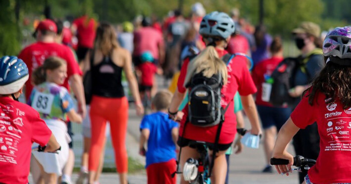 Participants in the Annual Doctor John Wrasse Memorial Bike 4 Fitness event.